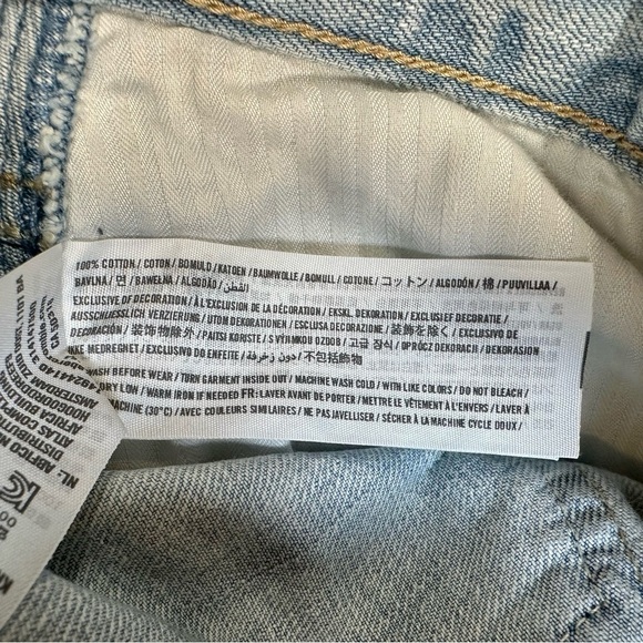 Abercrombie & Fitch Distressed Jean Shorts Size 26 - Picture 6 of 9